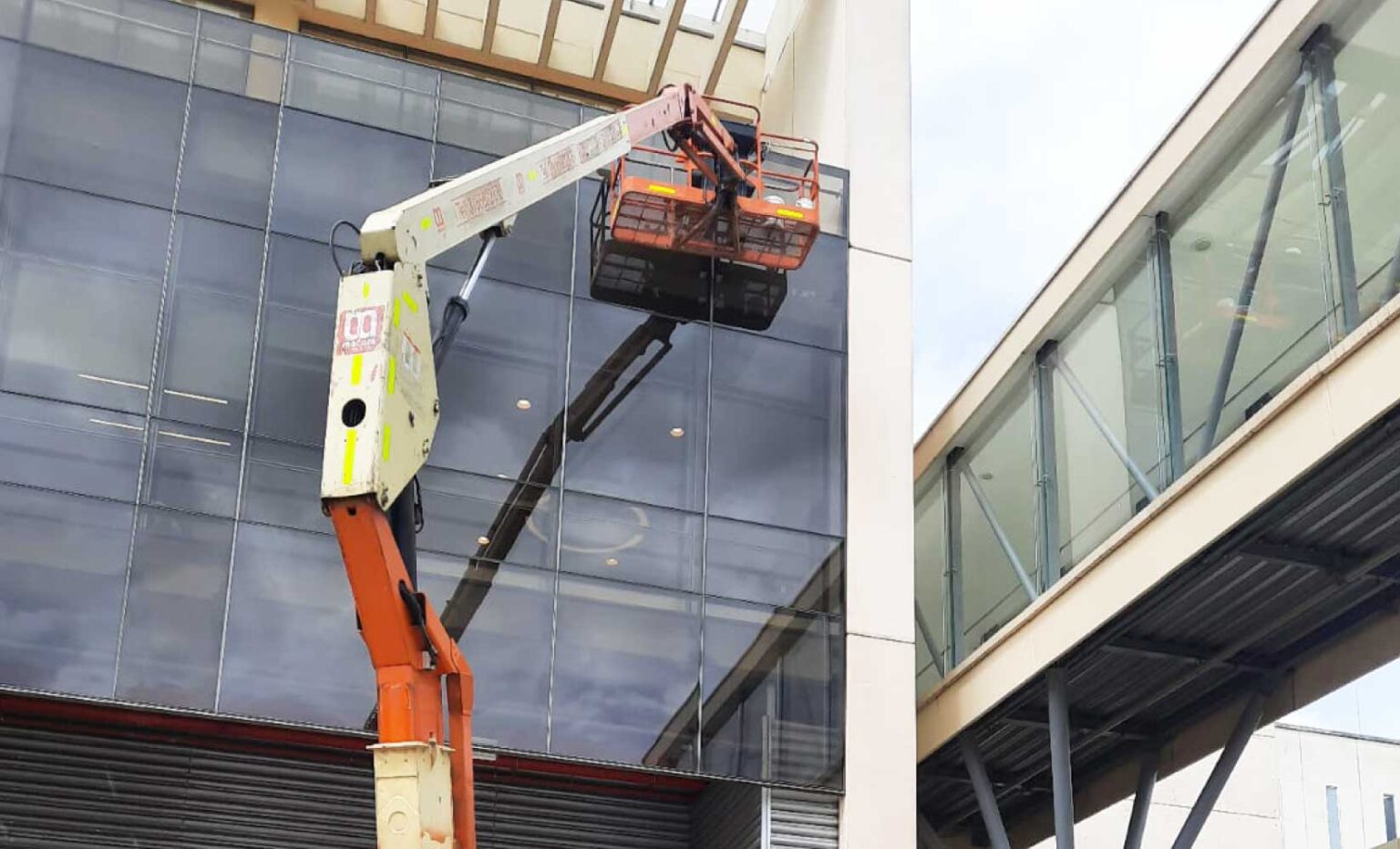 Alquiler de Manlift en Bogotá